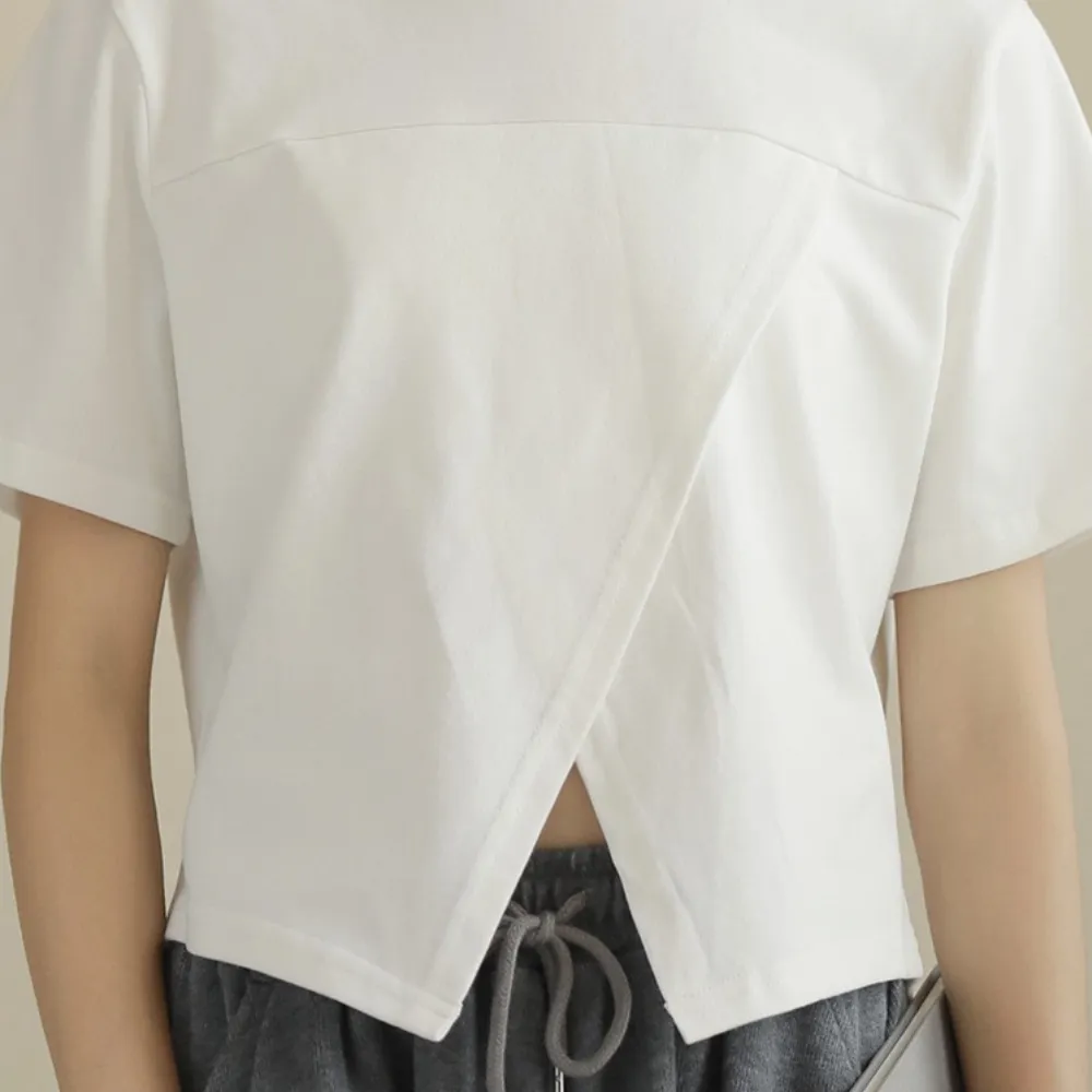 日系 纯色开叉短版上衣 裙裤 套装 Sleek Split-Hem Top & Flowing Culotte Shorts