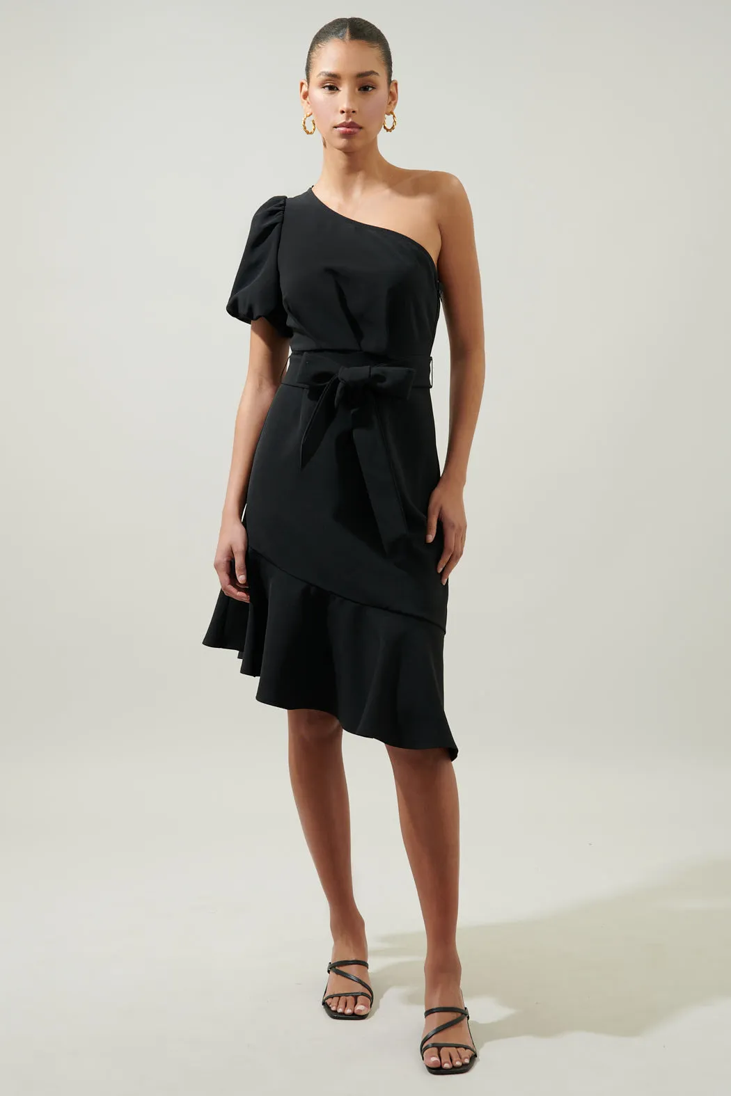 Chelsea Marjorie One Sleeve Tie Waist Midi Dress