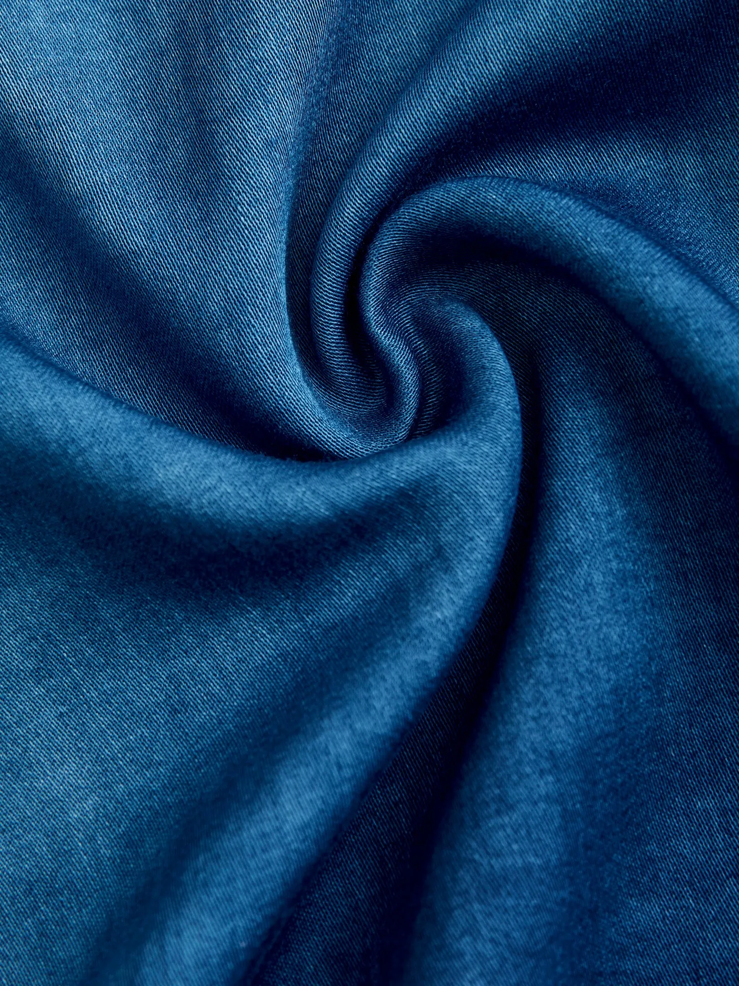 Hand-Dyed Short Sleeve Shirt in Indigo Gradient