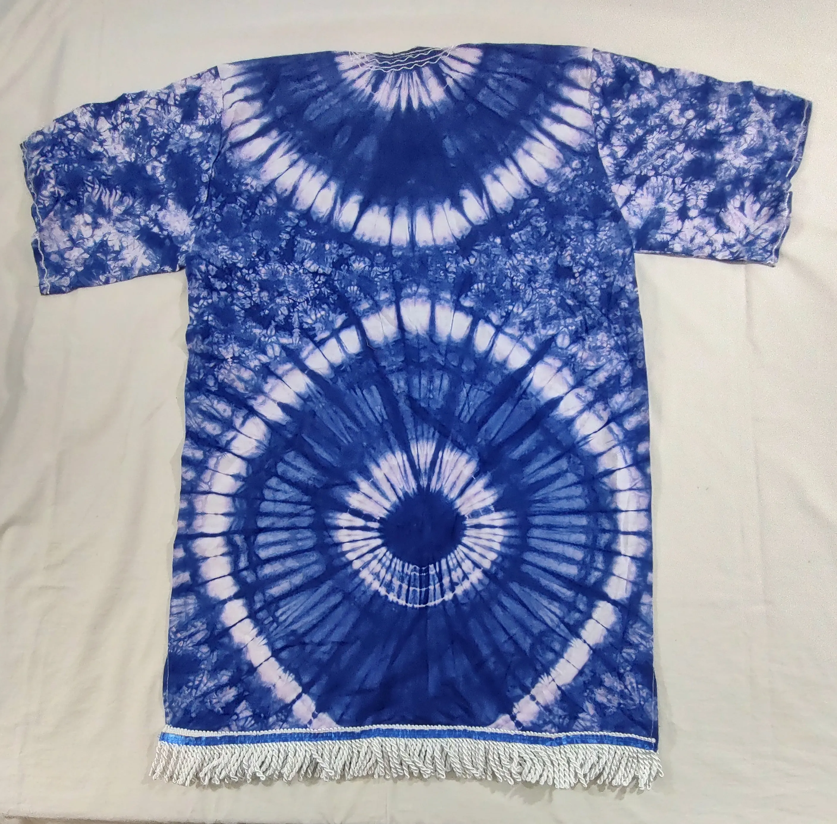 Hebrew Israelite Embroidered Tie-dye Dashiki w/ White Fringes (Blue)