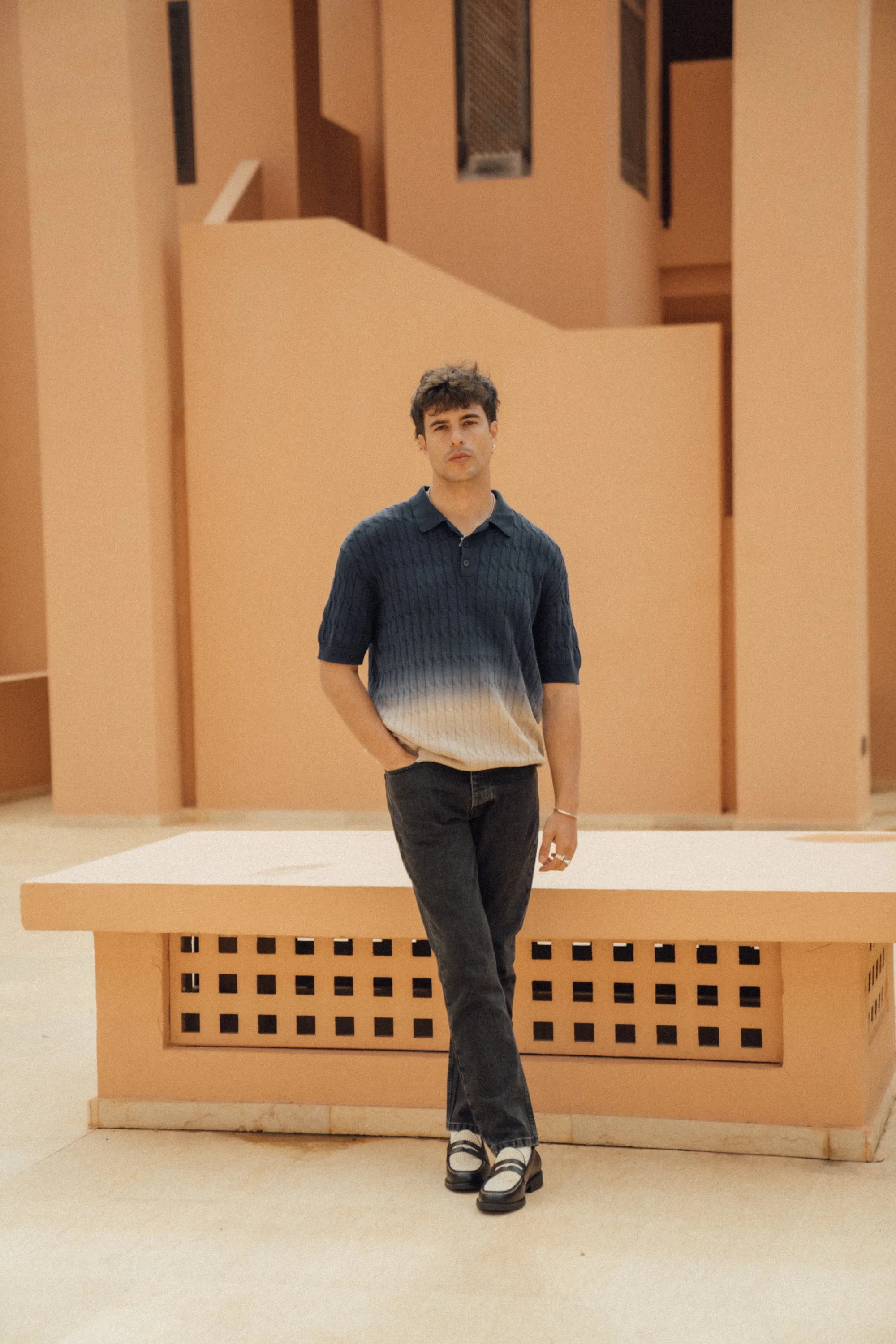 OMBRE CABLE KNIT POLO - NAVY / TAN