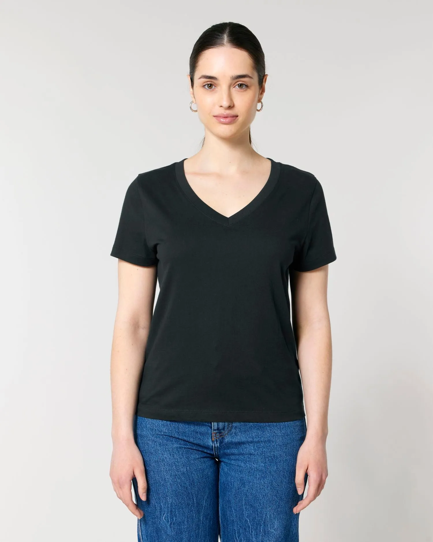 Women's Organic V-Neck T-Shirt - 155 GSM | Stella Isla STTW176