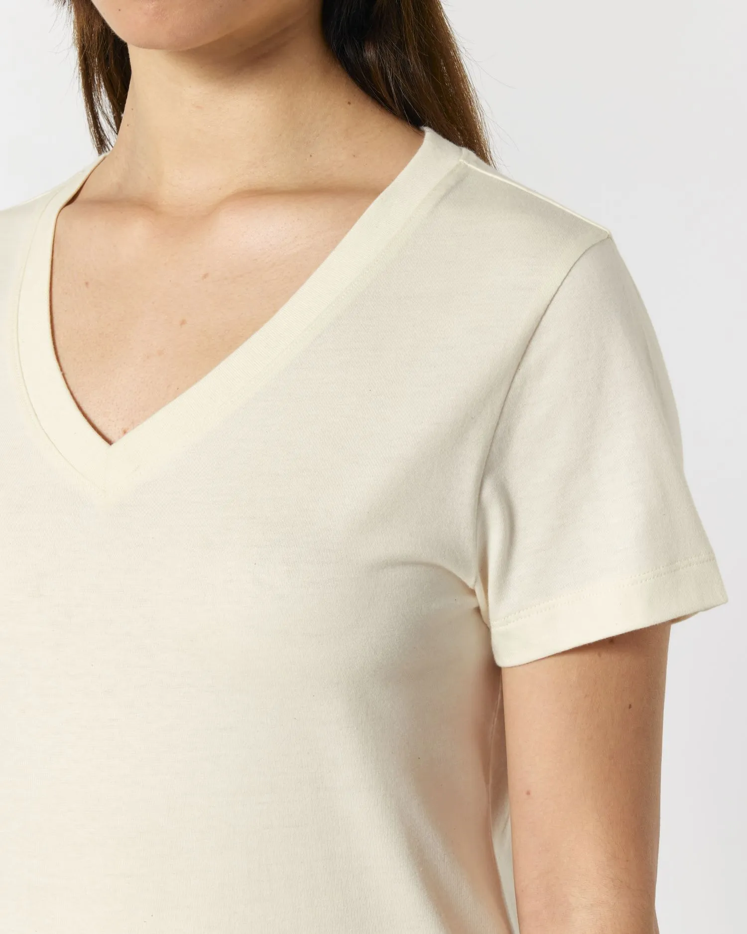 Women's Organic V-Neck T-Shirt - 155 GSM | Stella Isla STTW176