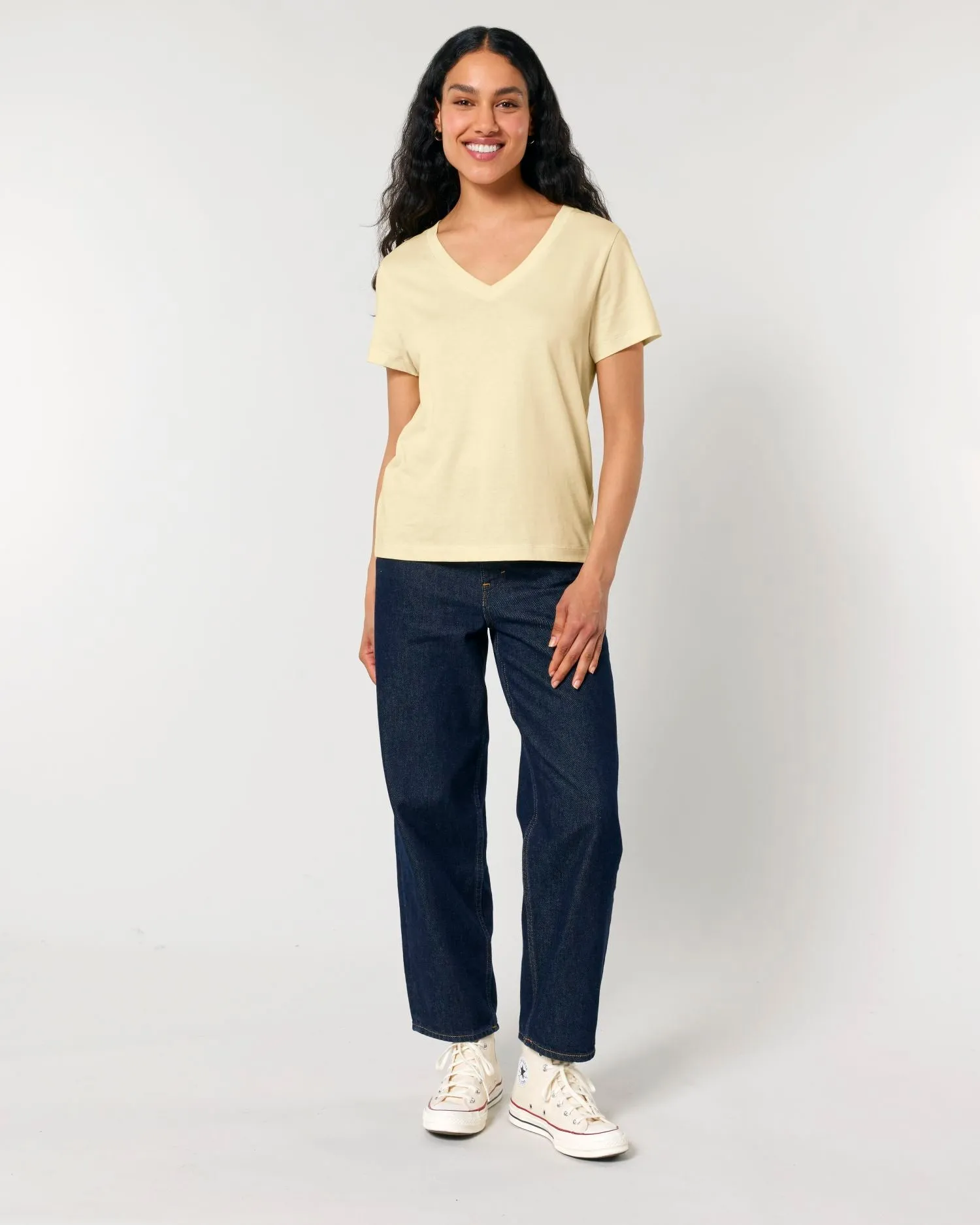Women's Organic V-Neck T-Shirt - 155 GSM | Stella Isla STTW176