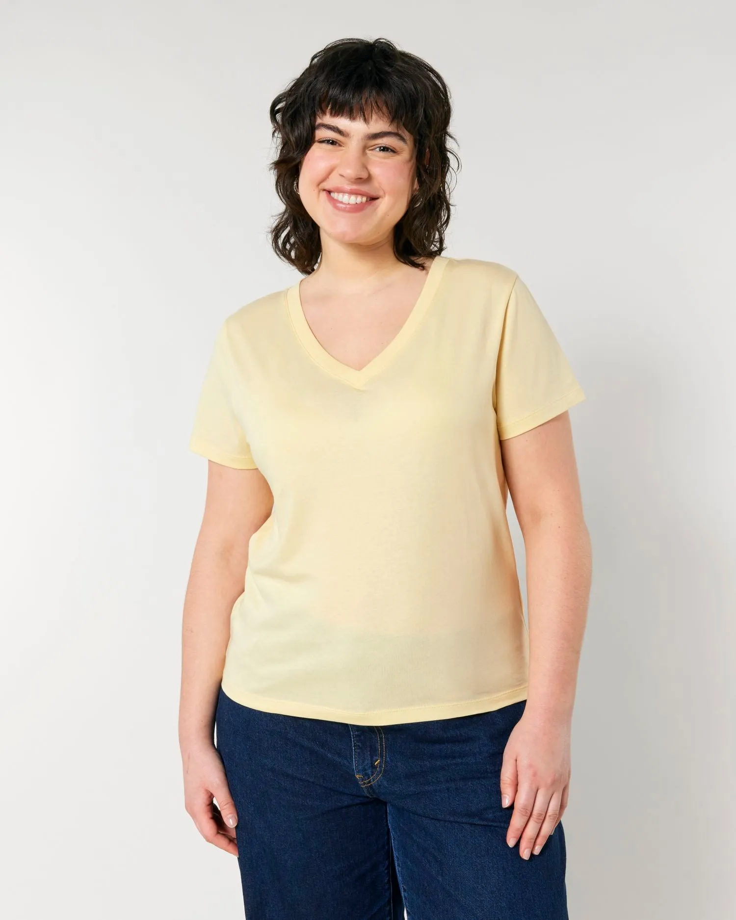 Women's Organic V-Neck T-Shirt - 155 GSM | Stella Isla STTW176