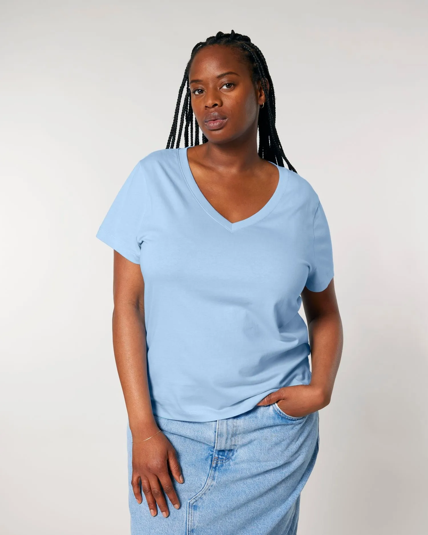 Women's Organic V-Neck T-Shirt - 155 GSM | Stella Isla STTW176