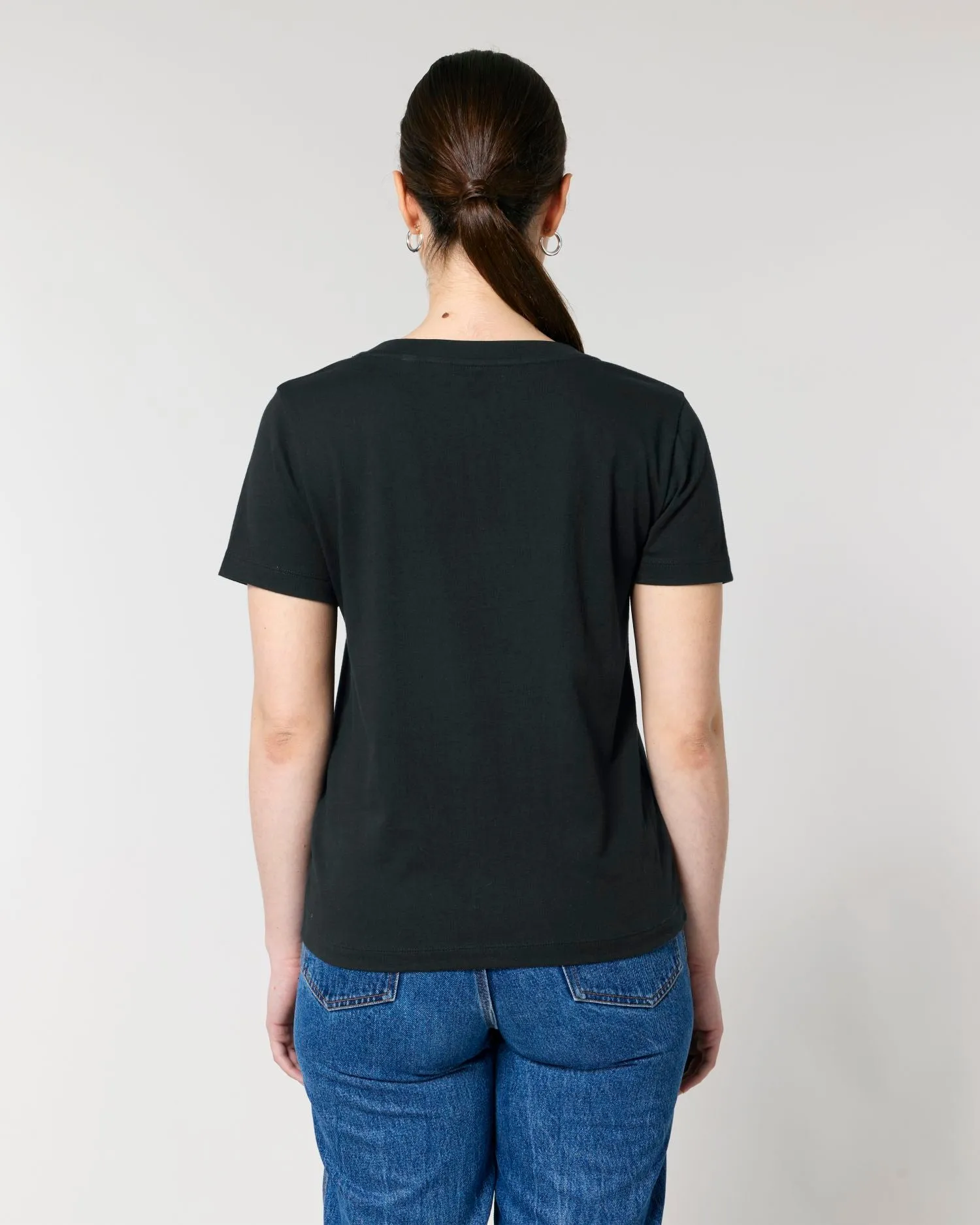 Women's Organic V-Neck T-Shirt - 155 GSM | Stella Isla STTW176